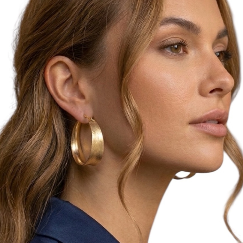 NWT Chunky Gold Hoop Earrings Large Brushed Matte Twist Statement